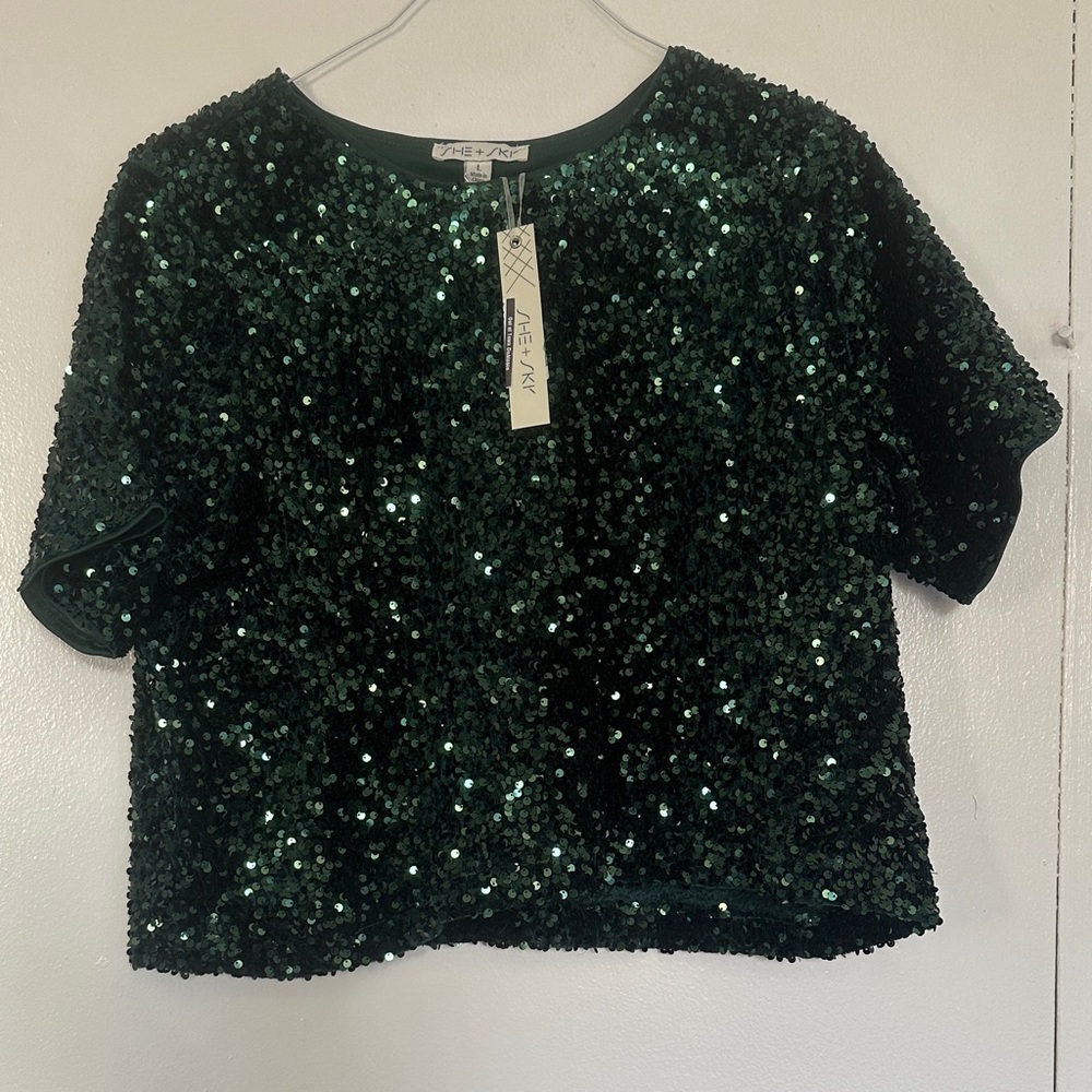 She + Sky Emerald Sequin Boxy Crop Top
